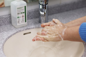 Hände waschen!
